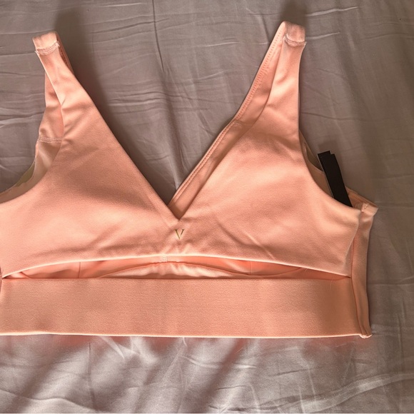 Victoria’s Secret Bralette Large Lot - Black, Grey, Peach, Cheetah (7 Total) - Picture 4 of 5